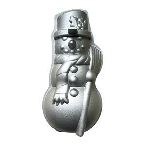 NWOB Nordic Ware Snowman Baking Pan Cast Aluminum Christmas Holiday Mold Cake